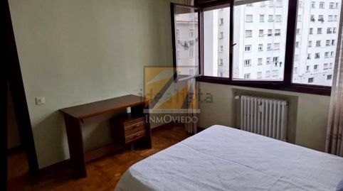 Foto 4 de Piso en venta en Calle Santa Eulalia de Mérida, Buenavista, Oviedo