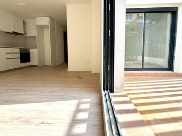 Wohnung mit Aufzug zum Verkauf in Carrer de Bernat Bransi 48