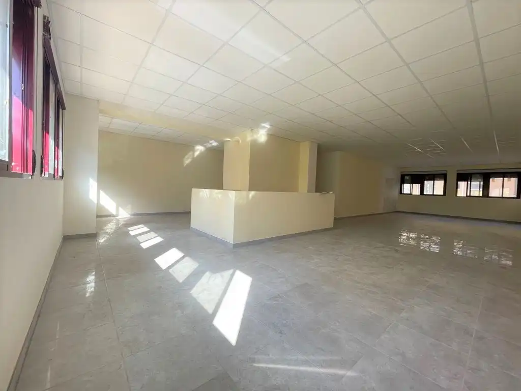 Local comercial de lloguer a Piscinas, imagen 6