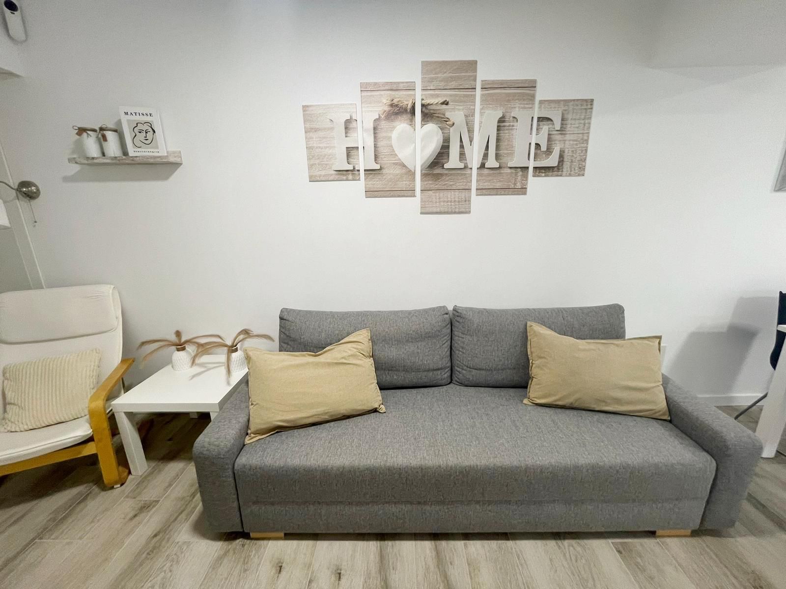 Living room of Planta baja for sale in Benalmádena  with Air Conditioner, Furnished and Community pool
