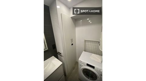 Foto 5 de Piso de alquiler en Sant Llorenç - Zona Alfahuir, Valencia Capital