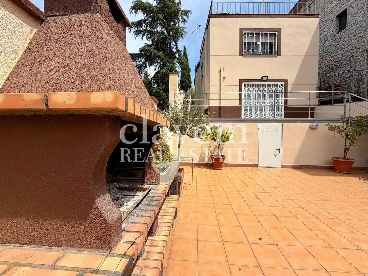 Vista exterior de Casa o chalet en venta en Barcelona con Aire acondicionado, Jardín privado y Terraza