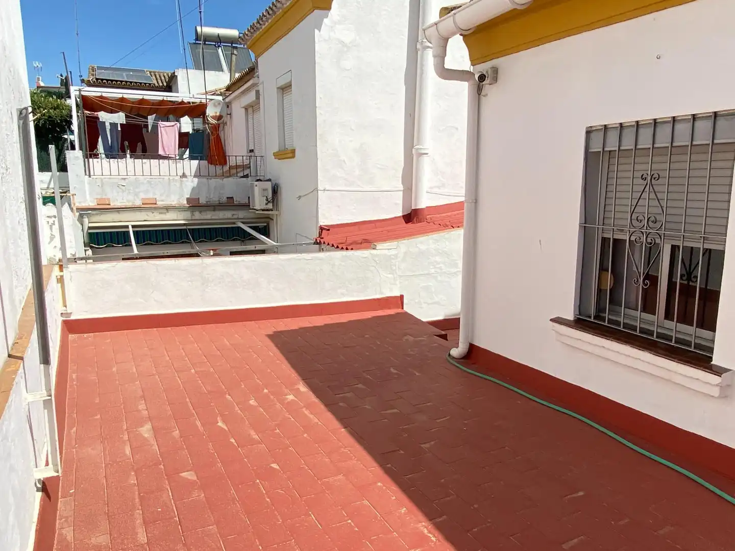 Terrassa de Casa adosada en venda en Camas amb Aire condicionat, Terrassa i Balcó