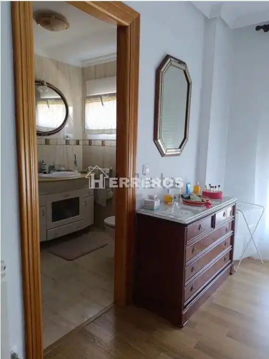 Bany de Casa adosada en venda en Alesanco amb Calefacció, Parquet i Terrassa
