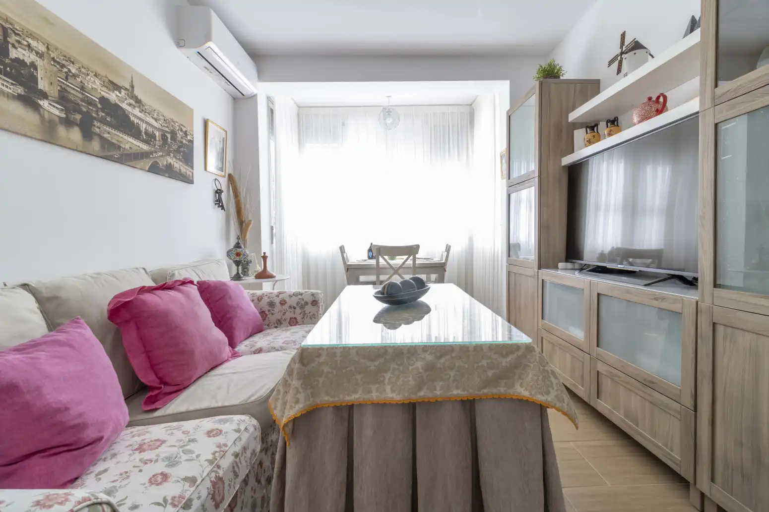 Sala de estar de Piso en venta en Sevilla con Aire acondicionado y Calefacción