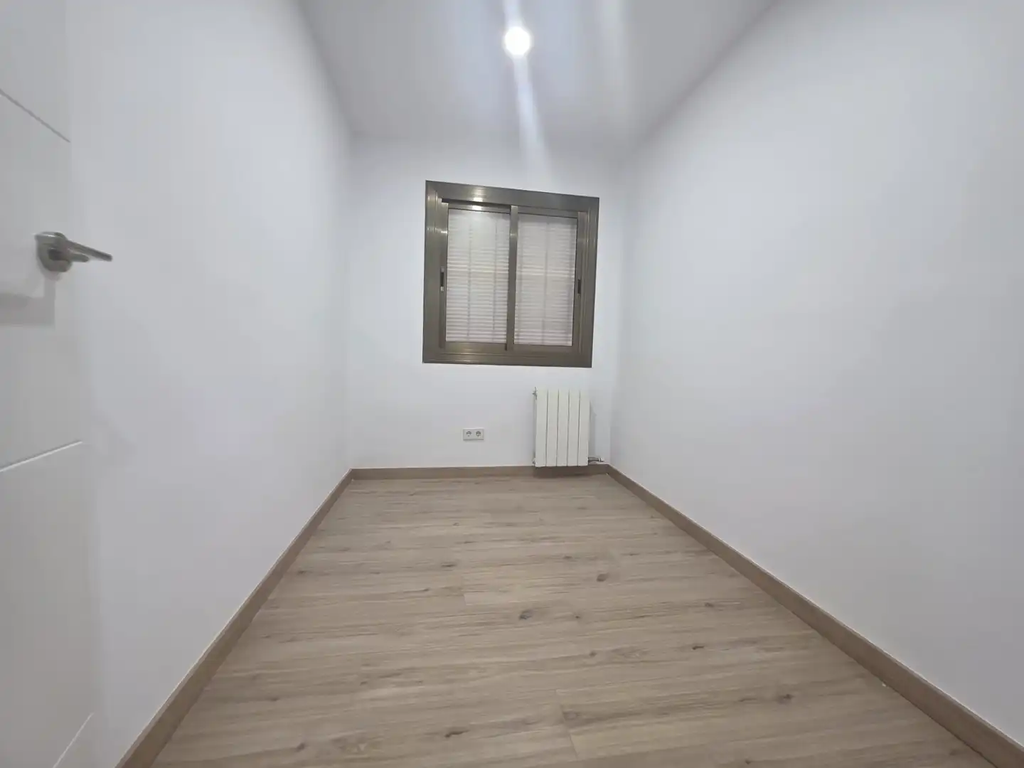 Dormitori de Pis en venda en Granollers amb Calefacció, Parquet i Balcó