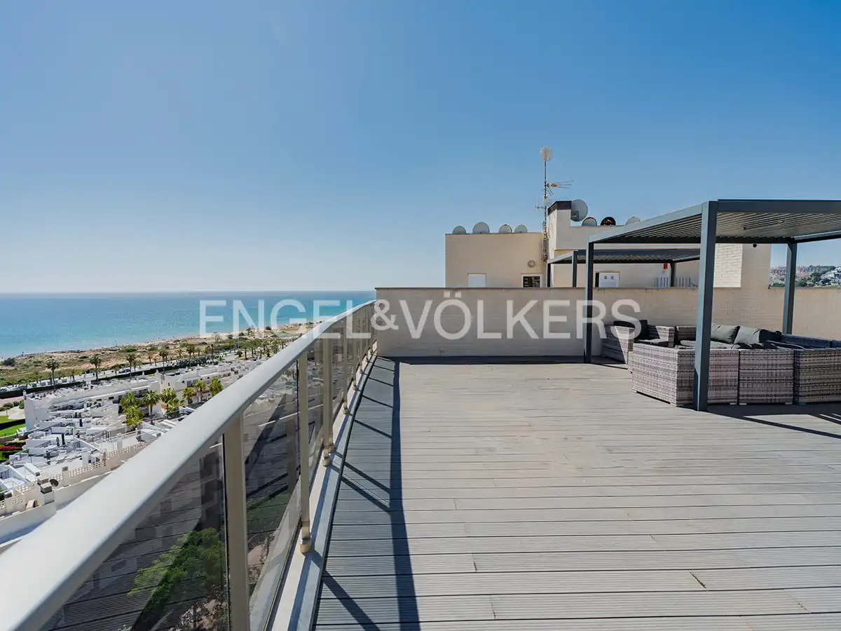 Terrasse von Dachboden zum Verkauf in Elche / Elx mit Klimaanlage, Heizung und Terrasse