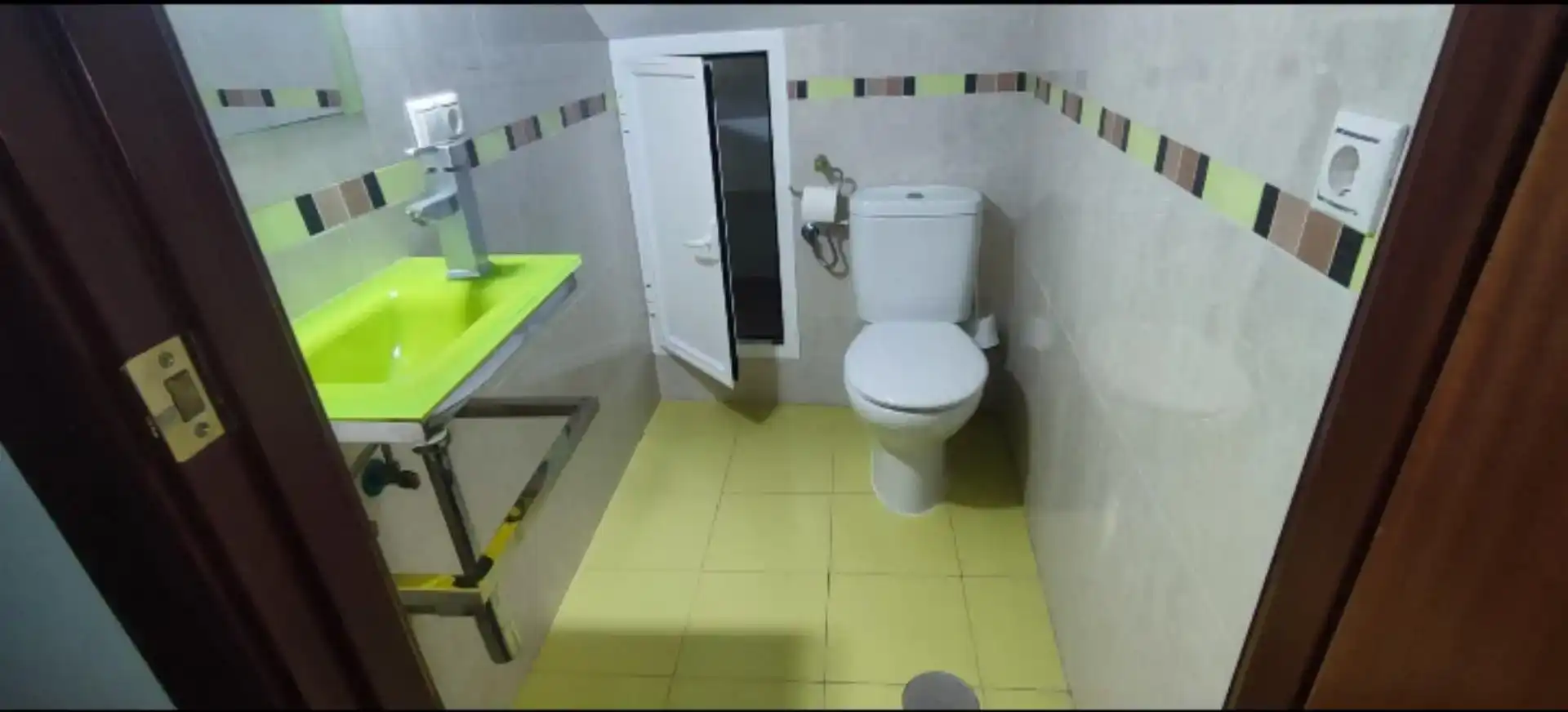 Badezimmer von Maisonette zum Verkauf in Lucena