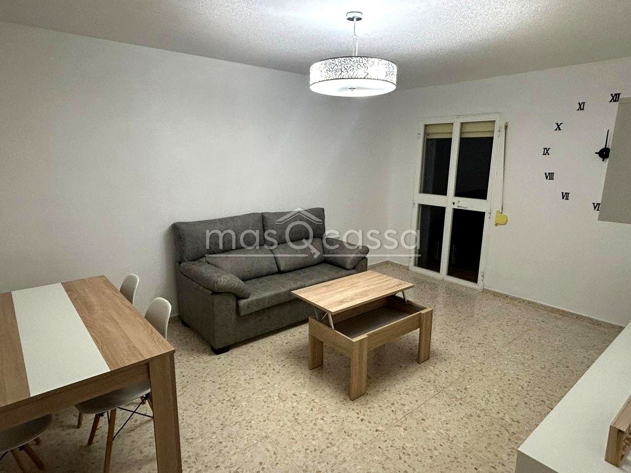 Flat to rent in Siete Revueltas, San Pedro - Gabriel Miró - María Guerrero