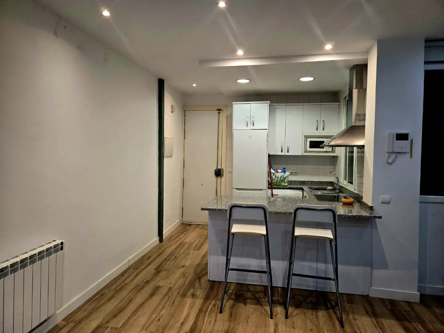 Küche von Loft zur Miete in Madrid mit Klimaanlage und Möbliert