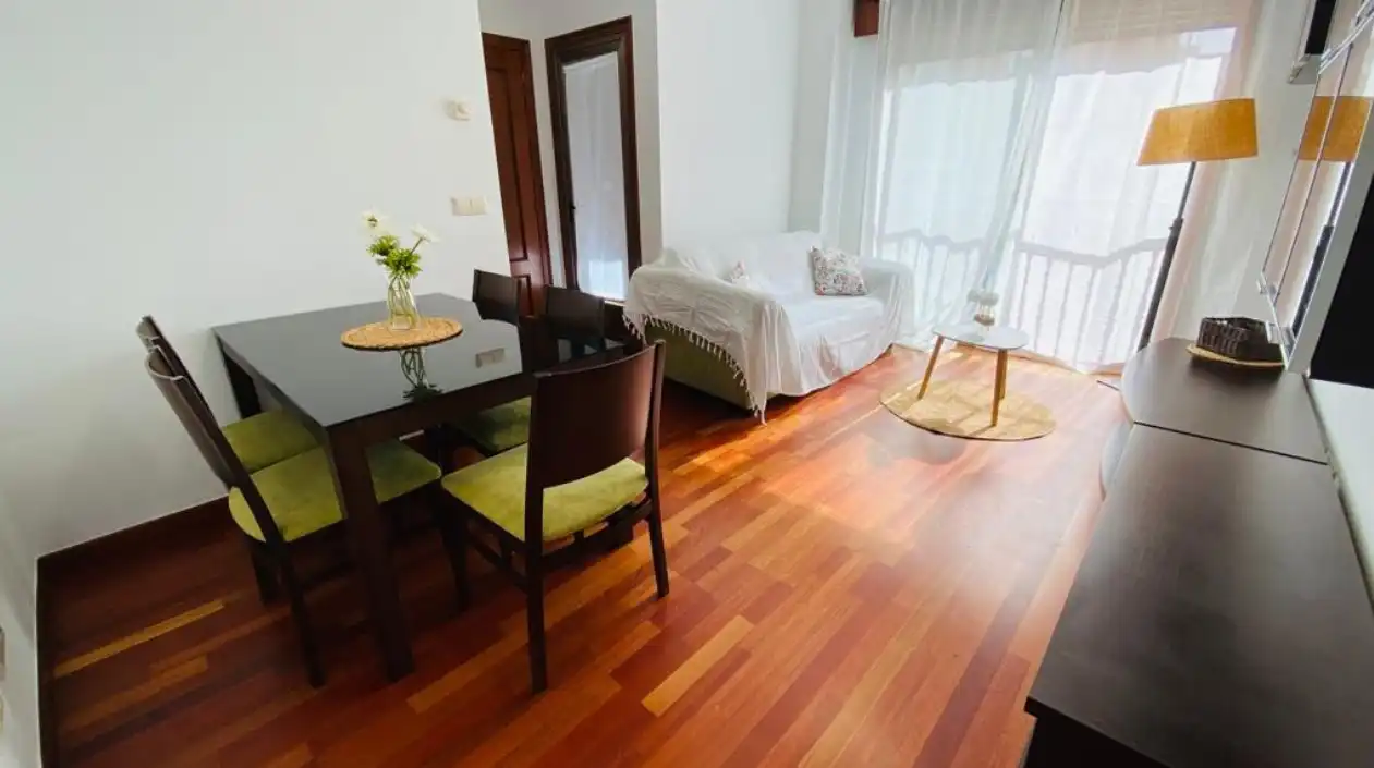 Wohnzimmer von Wohnung zur Miete in Gondomar mit Heizung, Abstellraum und Möbliert