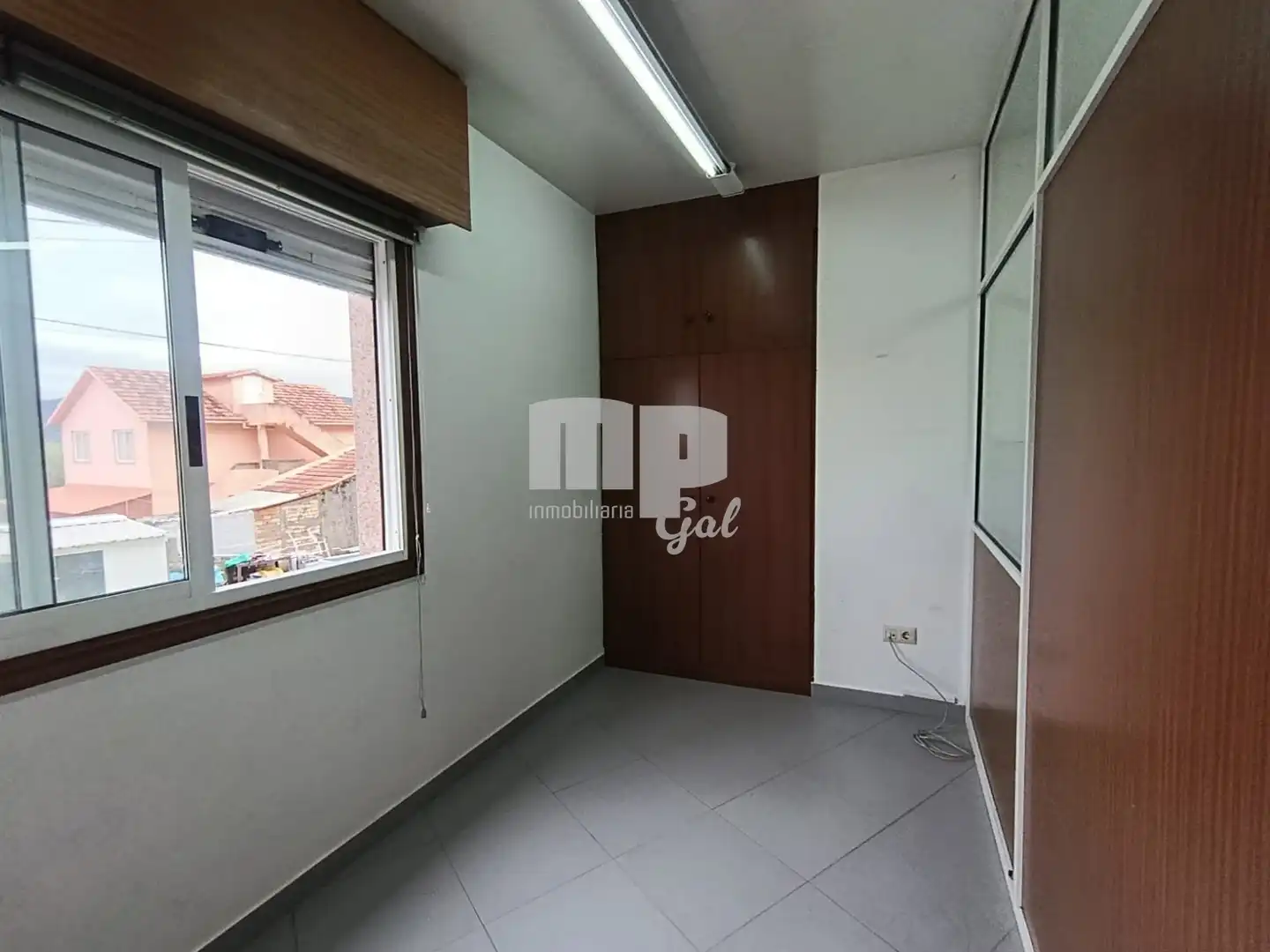 Planta baja en venta en Redondela con Trastero
