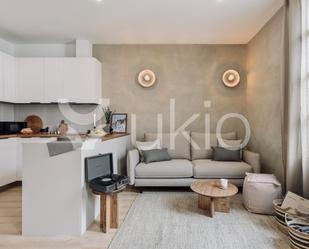 Sala d'estar de Apartament de lloguer en  Barcelona Capital amb Aire condicionat, Calefacció i Terrassa