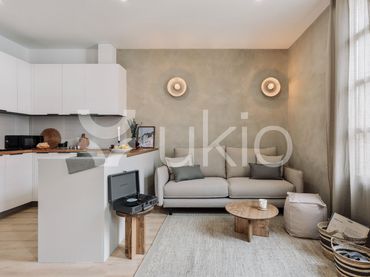 Mini appartamento con balcone in affitto a Carrer de Sepúlveda