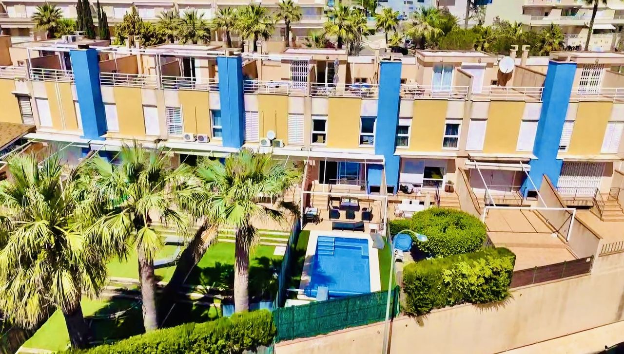 Exterior view of House or chalet for sale in Orihuela