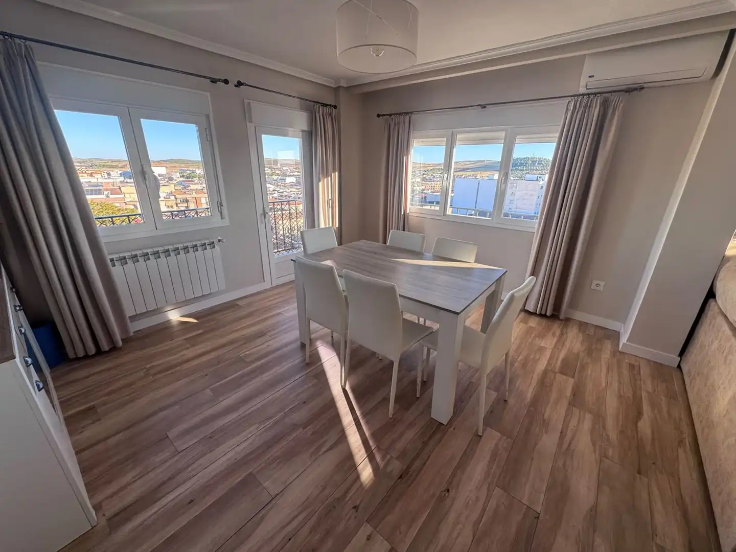 Comedor de Piso en venta en Valdepeñas con Aire acondicionado, Calefacción y Terraza