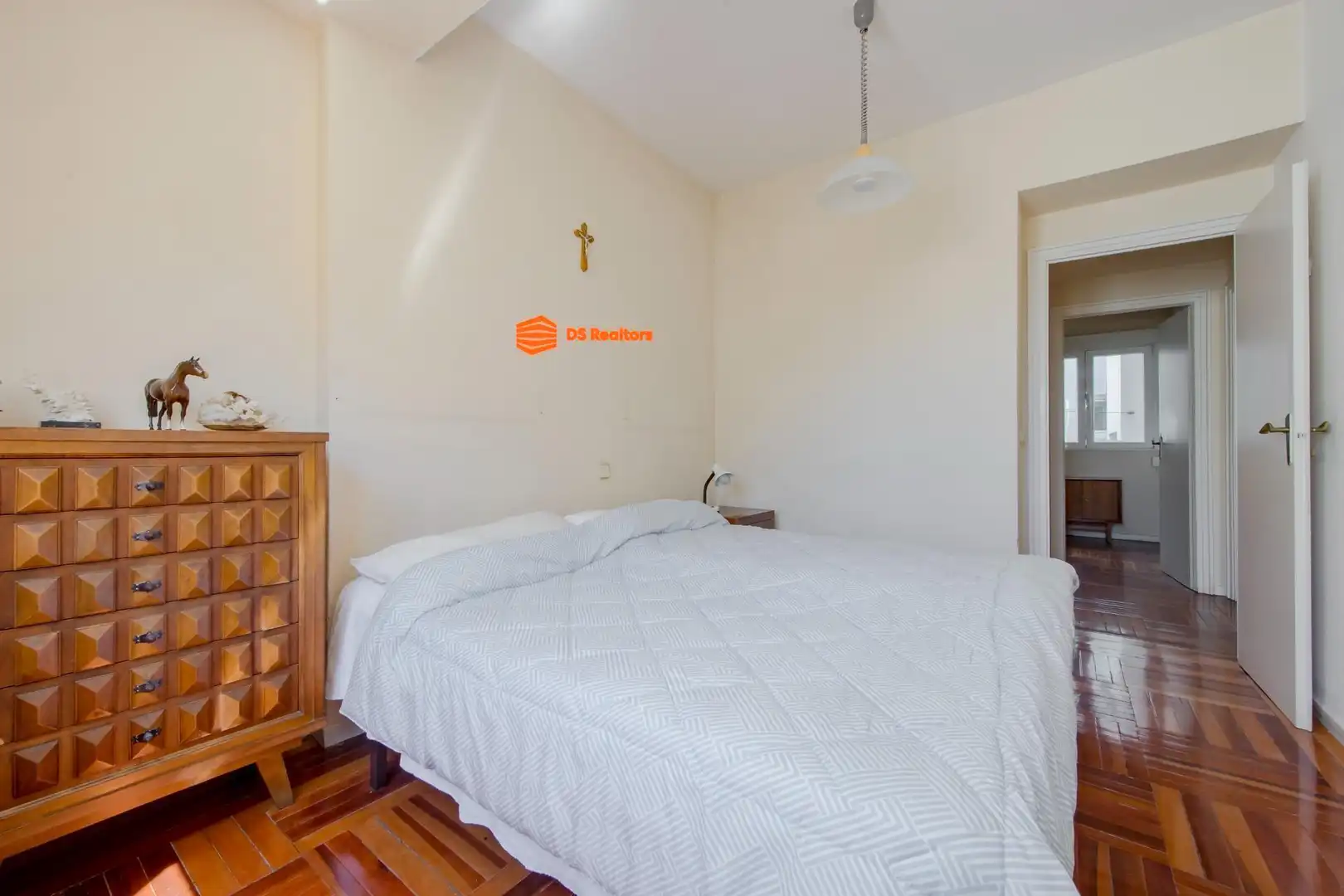 Bedroom of Flat for sale in Madrid  with Air Conditioner, Heating and Parquet flooring