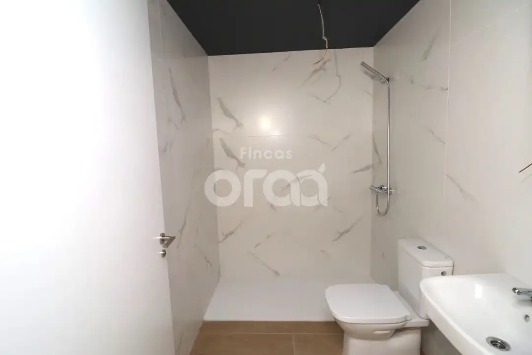 Baño de Piso en venta en Santurtzi  con Calefacción y Terraza