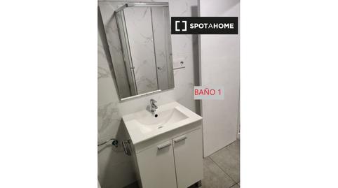 Photo 4 of Flat to share in Fozaneldi - Tenderina, Asturias