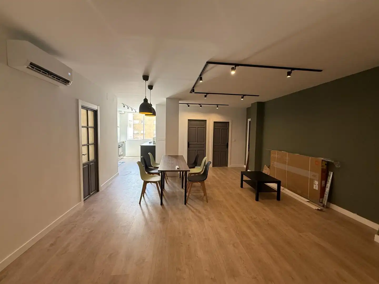 Menjador de Apartament de lloguer en Granada