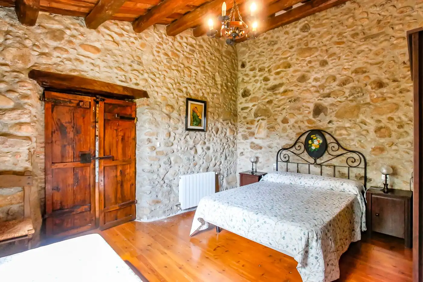 Dormitori de Finca rústica en venda en La Cellera de Ter amb Jardí privat i Terrassa