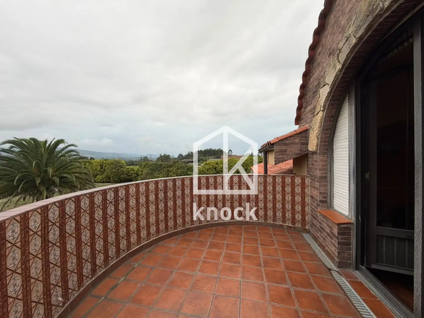 Terrassa de Casa o xalet en venda en Villaviciosa amb Calefacció, Jardí privat i Parquet