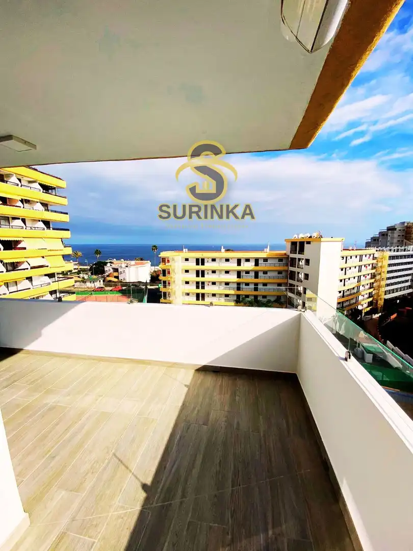 Vista exterior de Apartamento de alquiler en San Bartolomé de Tirajana con Aire acondicionado, Terraza y Piscina