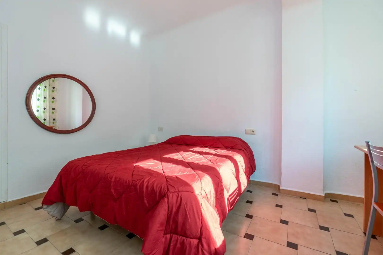 Habitación de Piso en venta en Granada