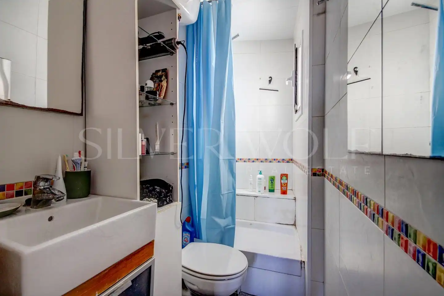 Bany de Loft en venda en Barcelona amb Balcó i Alarma