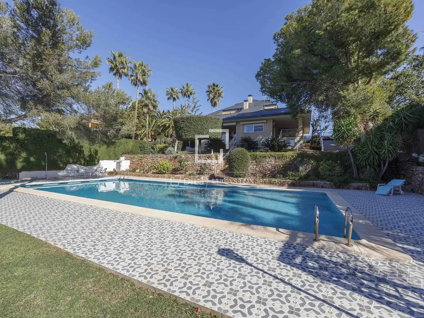Villa mit Terrasse zum Verkauf in Alfinach - Los Monasterios
