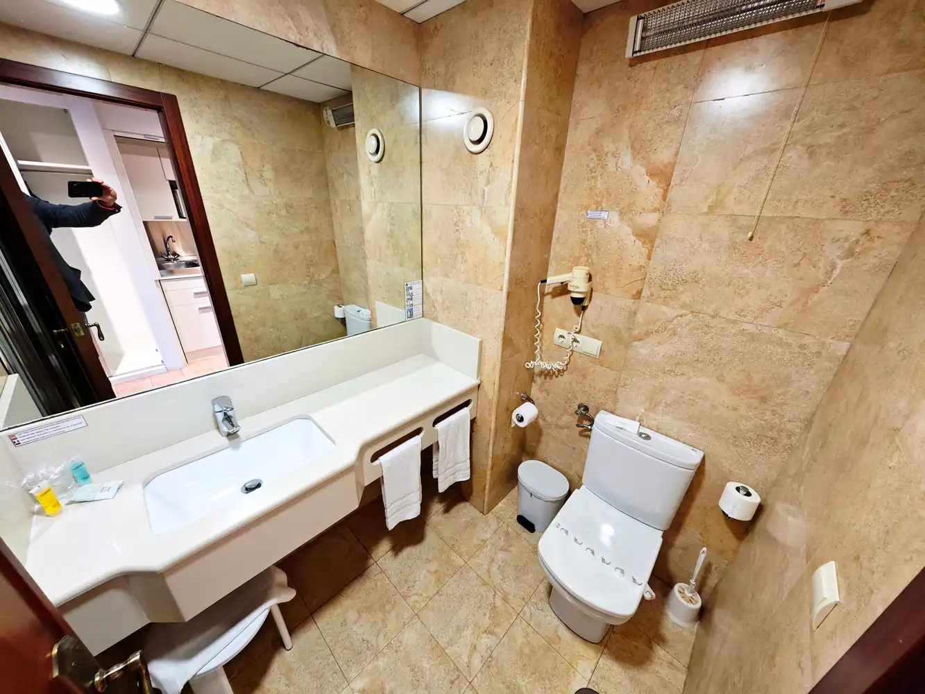 Baño de Estudio en venta en Calpe / Calp con Aire acondicionado, Calefacción y Terraza