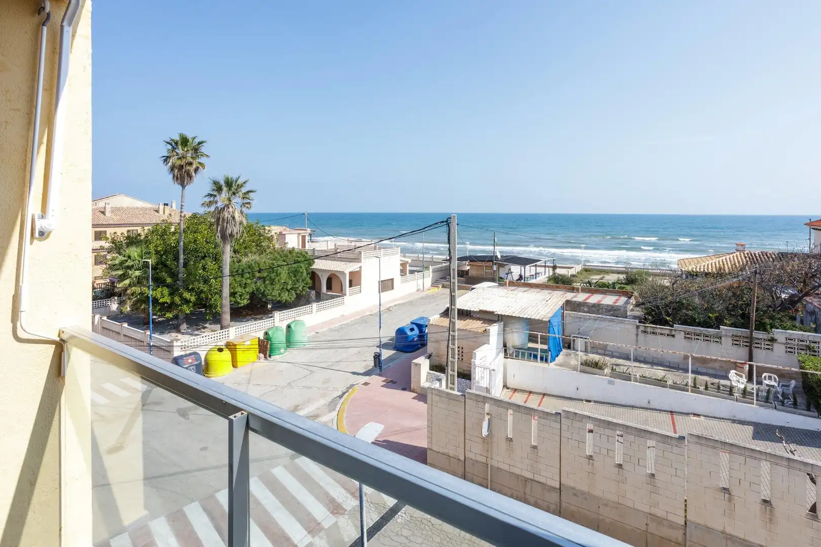 Vista exterior de Ático en venta en Piles con Aire acondicionado, Calefacción y Jardín privado