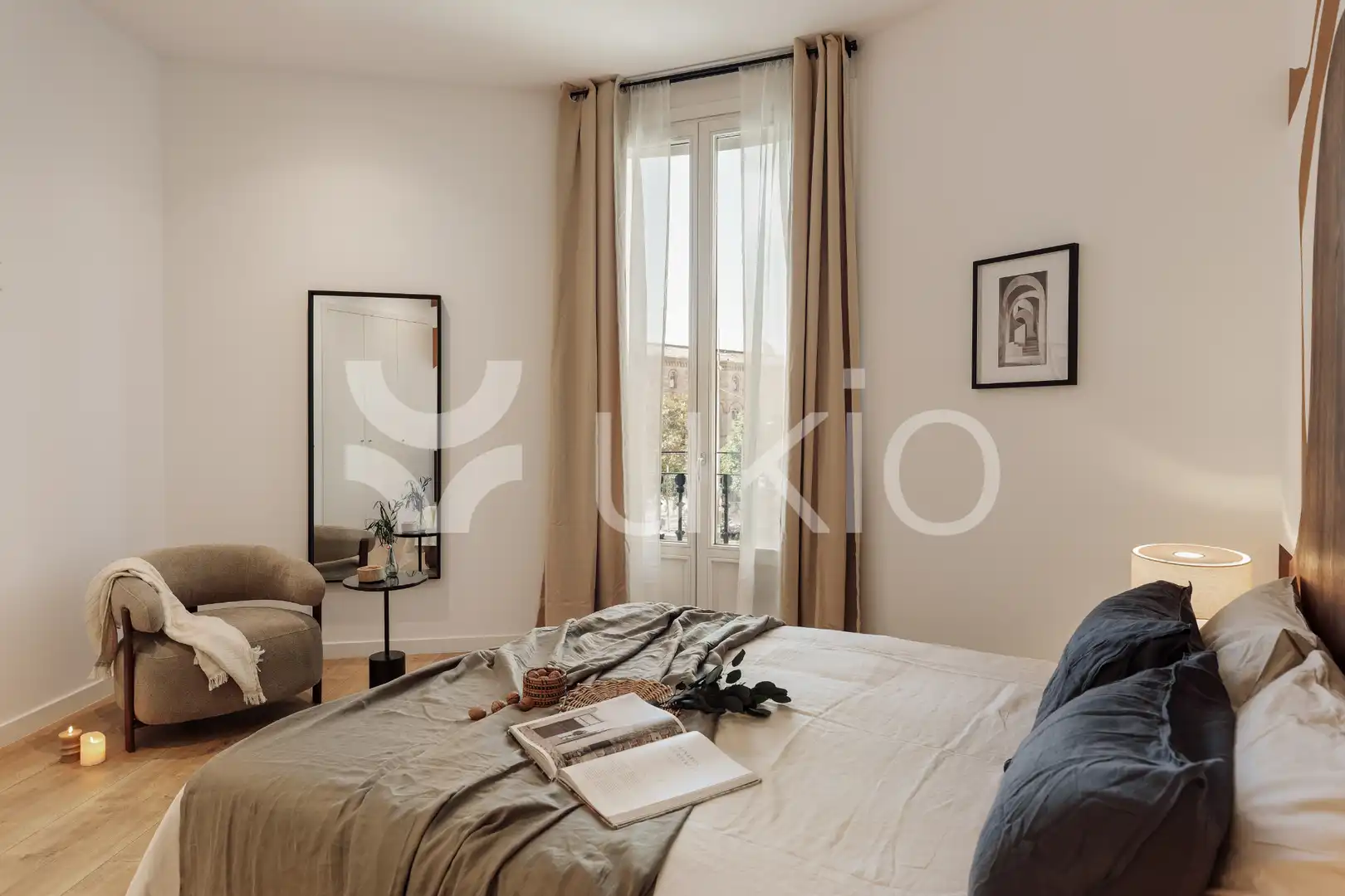 Apartamento con ascensor en alquiler en Gran Via de les Corts Catalanes, imagen 4