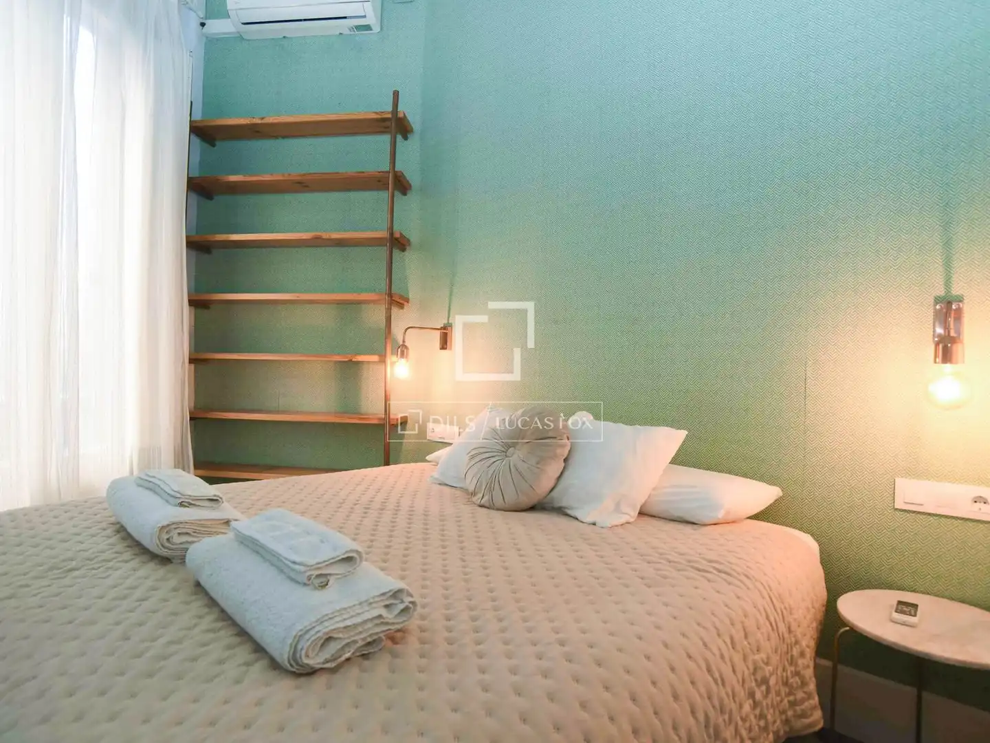 Habitación de Piso en venta en Barcelona con Aire acondicionado, Calefacción y Terraza