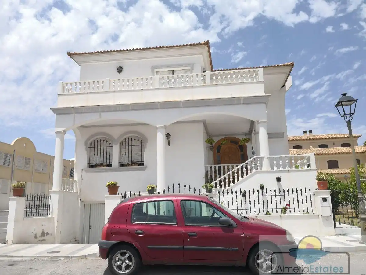 Casa en venda a Olula del Río, imagen 2