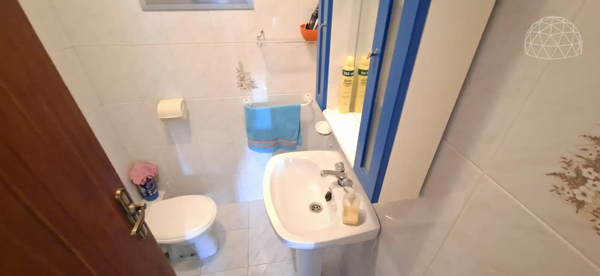 Badezimmer von Wohnung zum Verkauf in Sevilla mit Möbliert