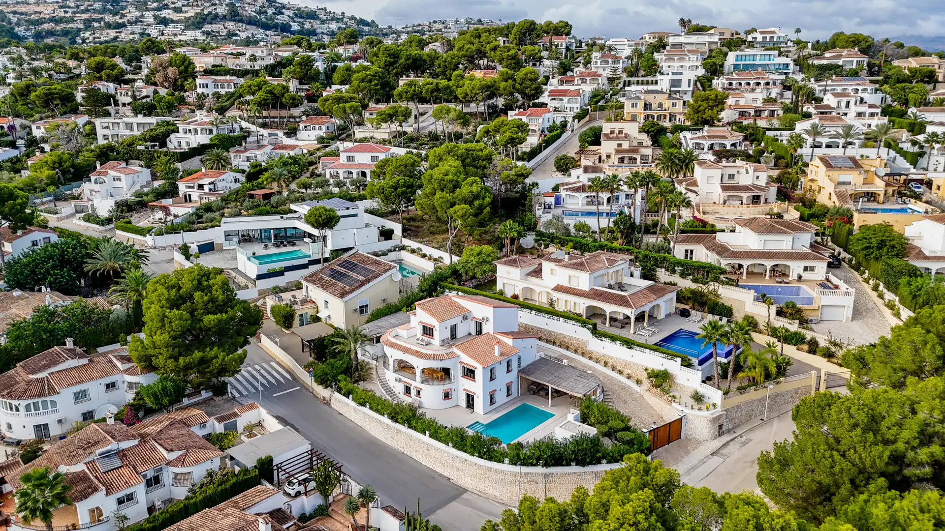 Vista exterior de Casa o xalet en venda en Moraira amb Alarma