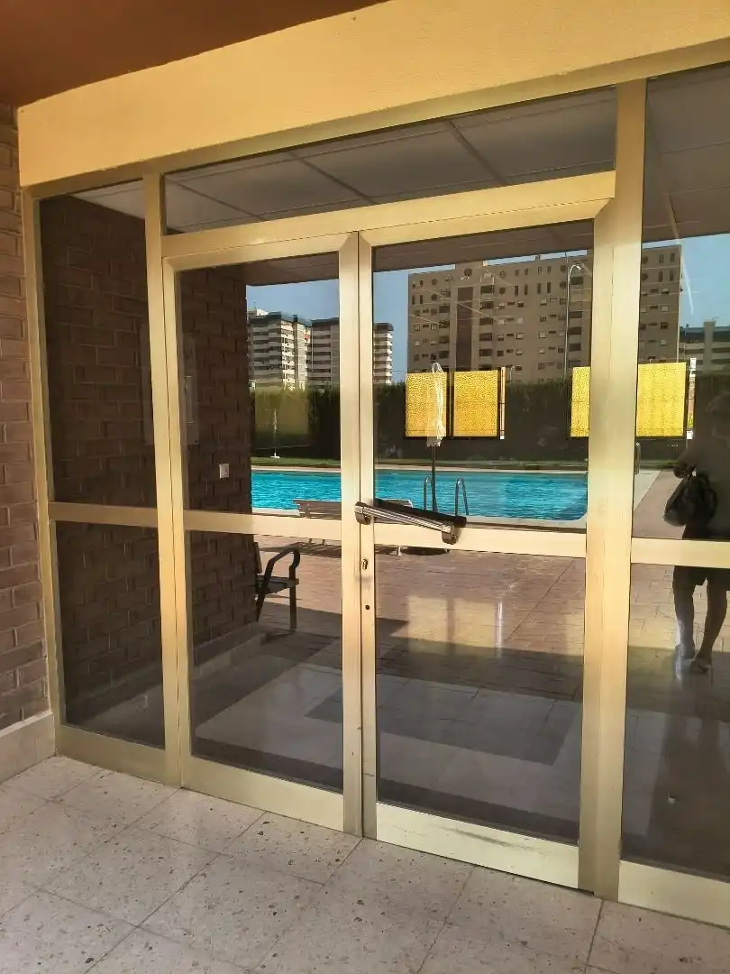 Piscina de Pis de lloguer en Alicante / Alacant amb Aire condicionat, Calefacció i Terrassa