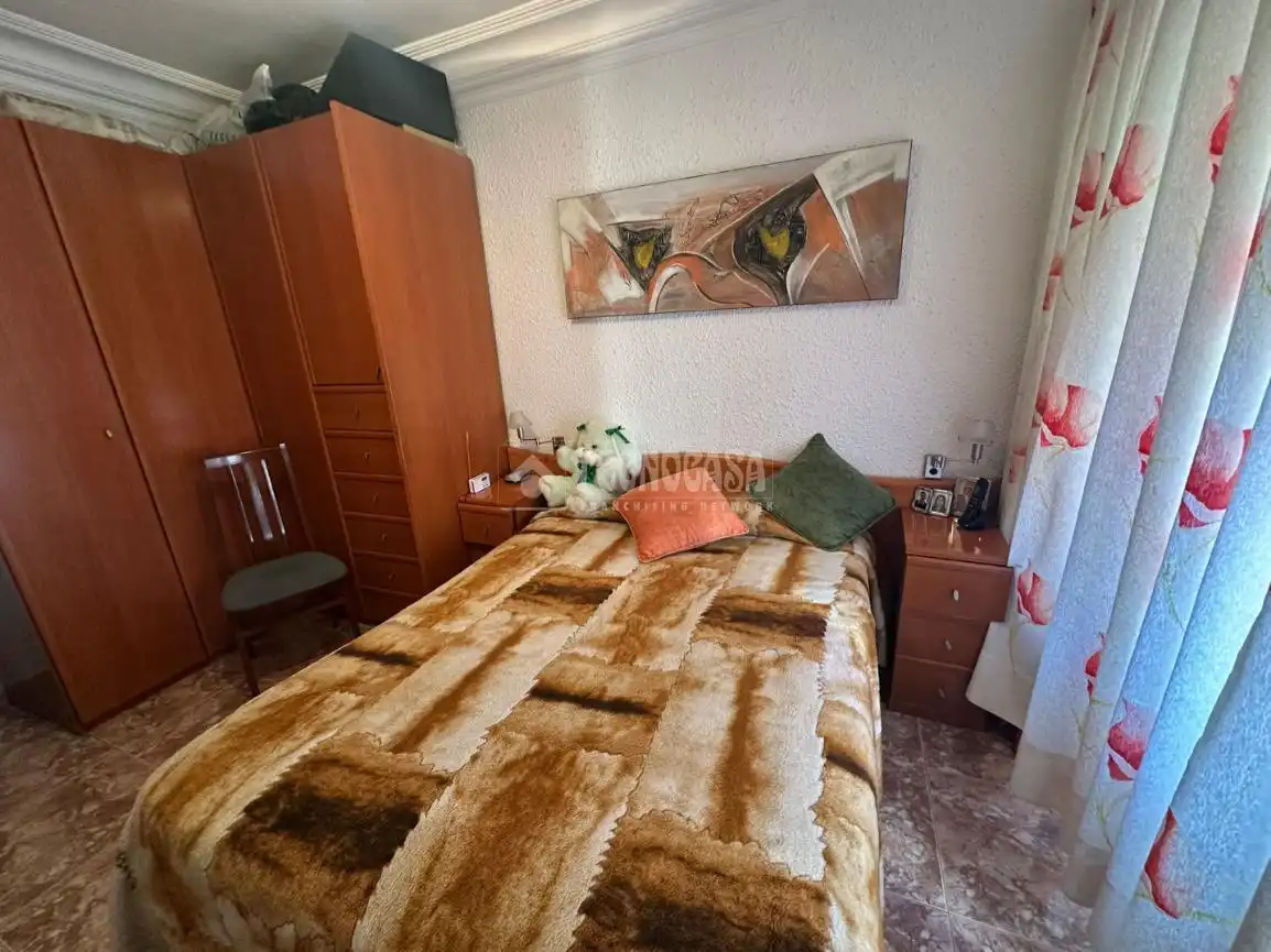 Bedroom of Flat for sale in Zaragoza  with Heating and Balcony