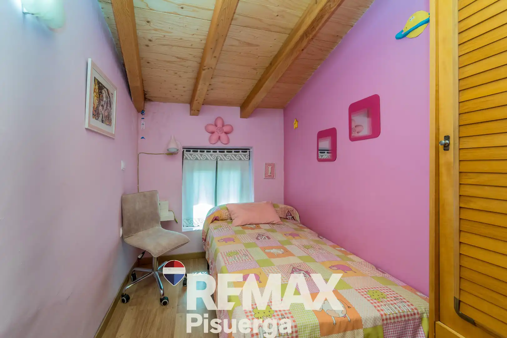 Bedroom of Houses for sale in Valoria la Buena  with Heating and Terrace