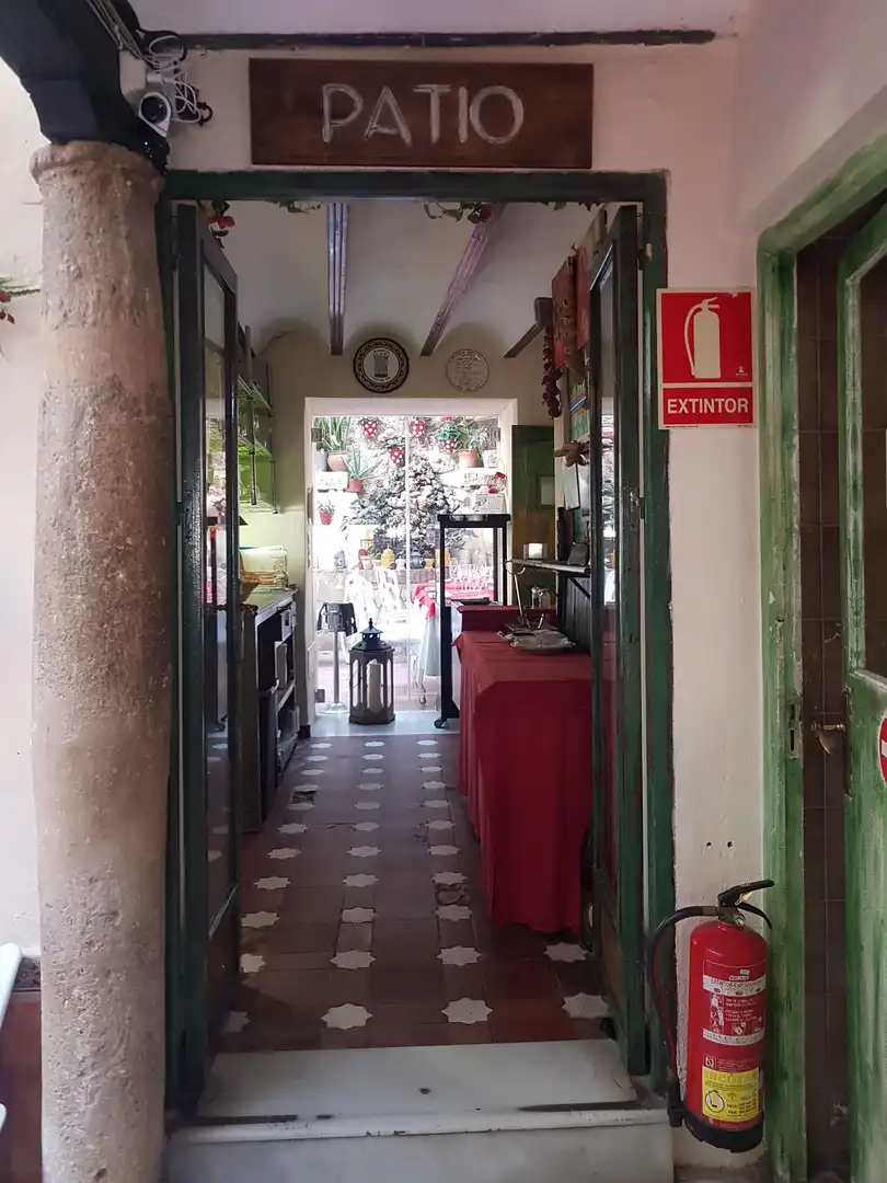 Local comercial en alquiler en Avenida Ramón y Cajal, imagen 9