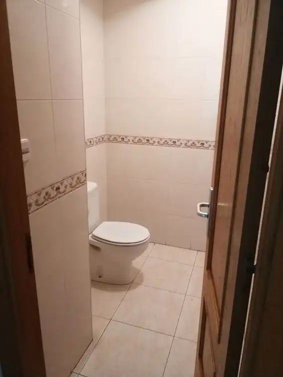 Badezimmer von Geschaftsraum zur Miete in A Coruña Capital  mit Heizung