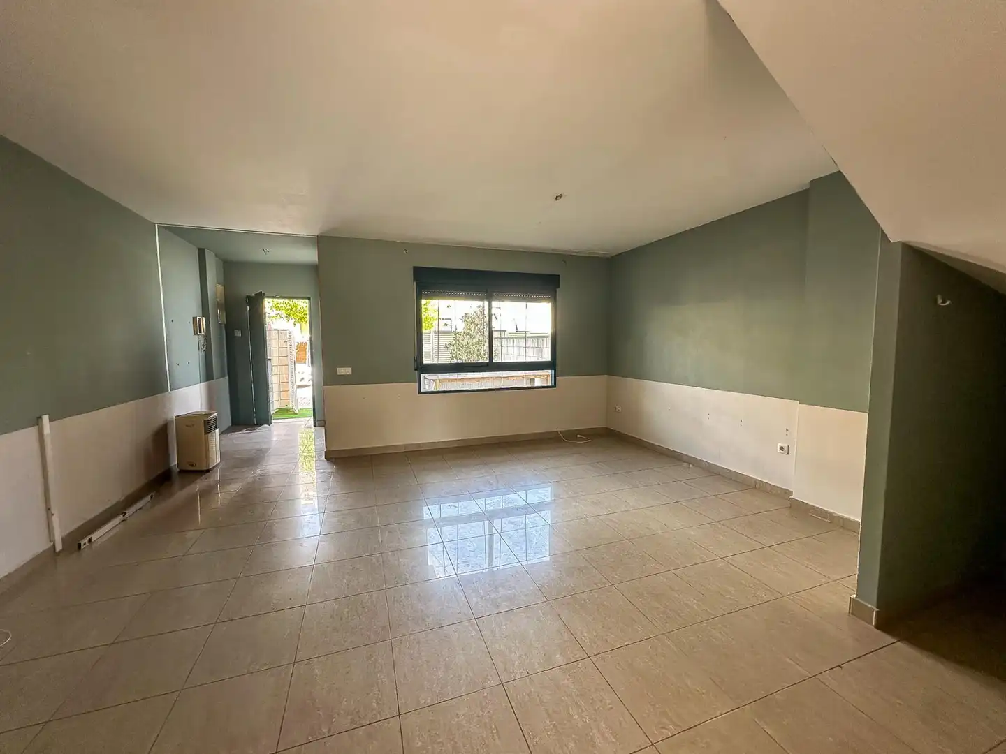 Wohnzimmer von Einfamilien-Reihenhaus zum Verkauf in Gandia mit Gemeinschaftspool
