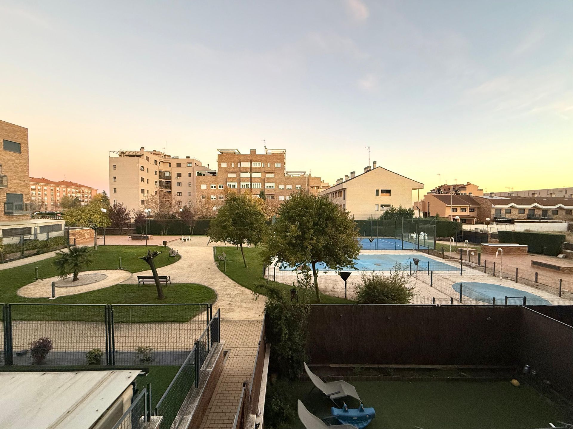Swimming pool of Flat for sale in Parla  with Air Conditioner, Heating and Storage room