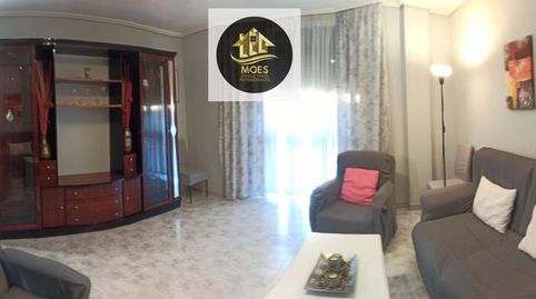 Foto 2 de Piso en venta en Baeza, Jaén