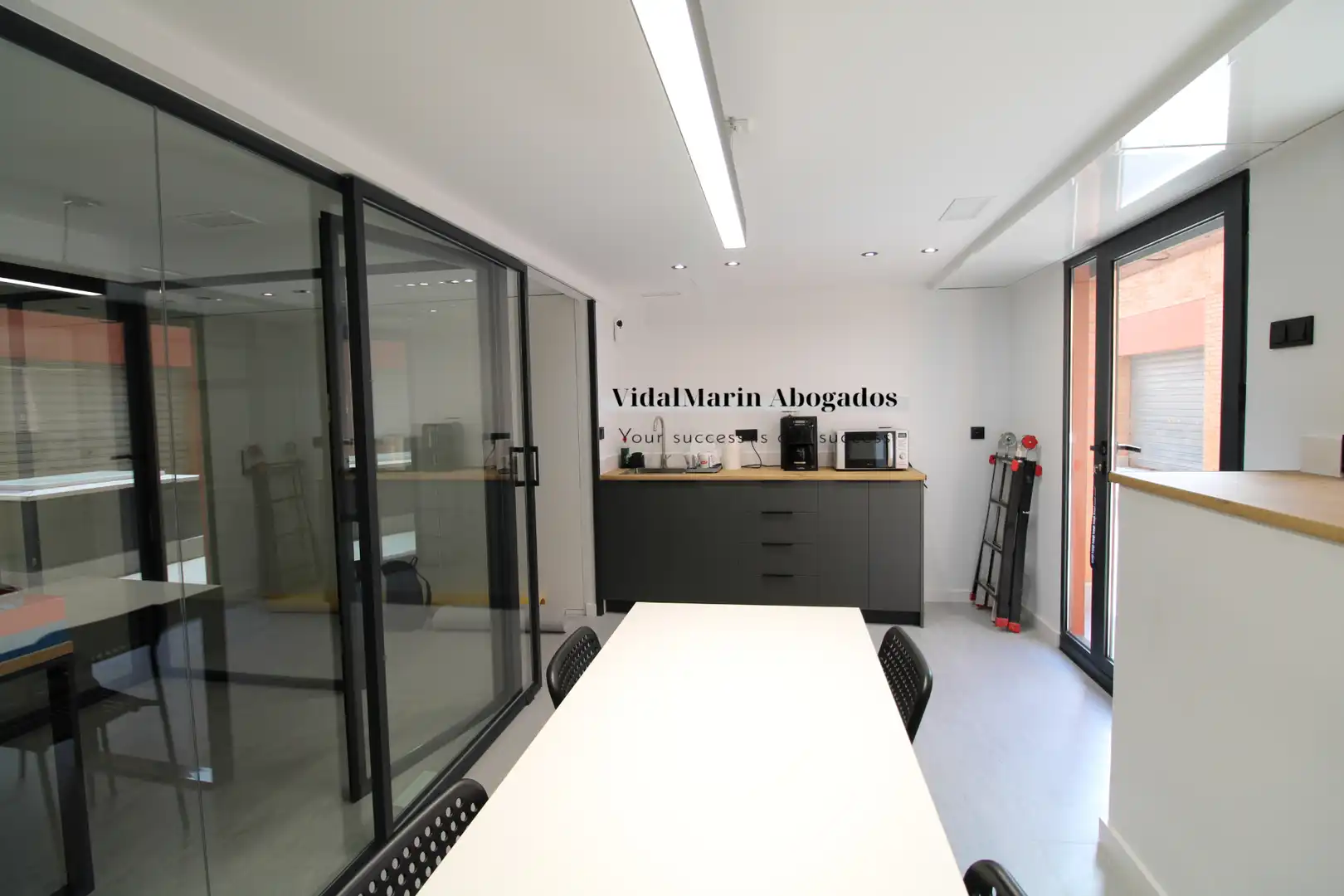 Oficina de alquiler en Sant Joan d'Alacant con Aire acondicionado, Amueblado y Internet