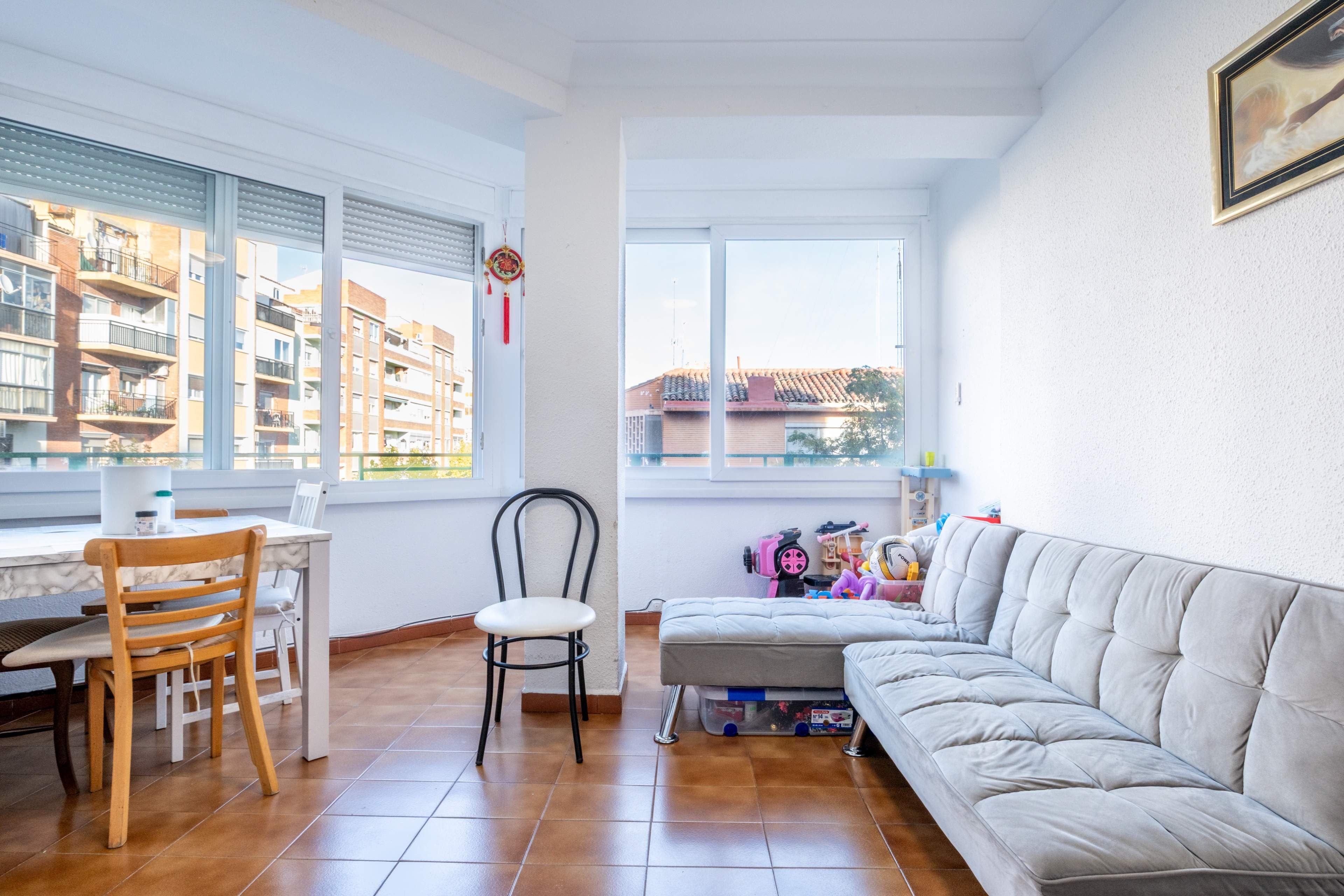 Sala d'estar de Pis en venda en  Zaragoza Capital amb Aire condicionat, Calefacció i Terrassa