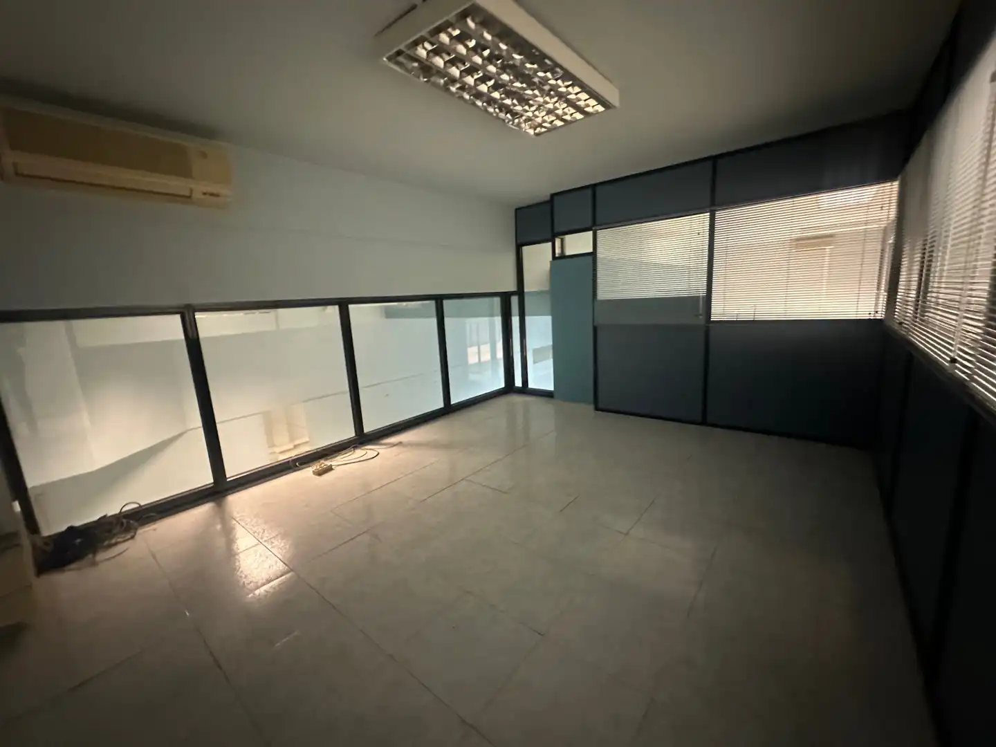 Local comercial en venta en Carrer de Violant d'Hongria Reina d'Aragó 89, imagen 13