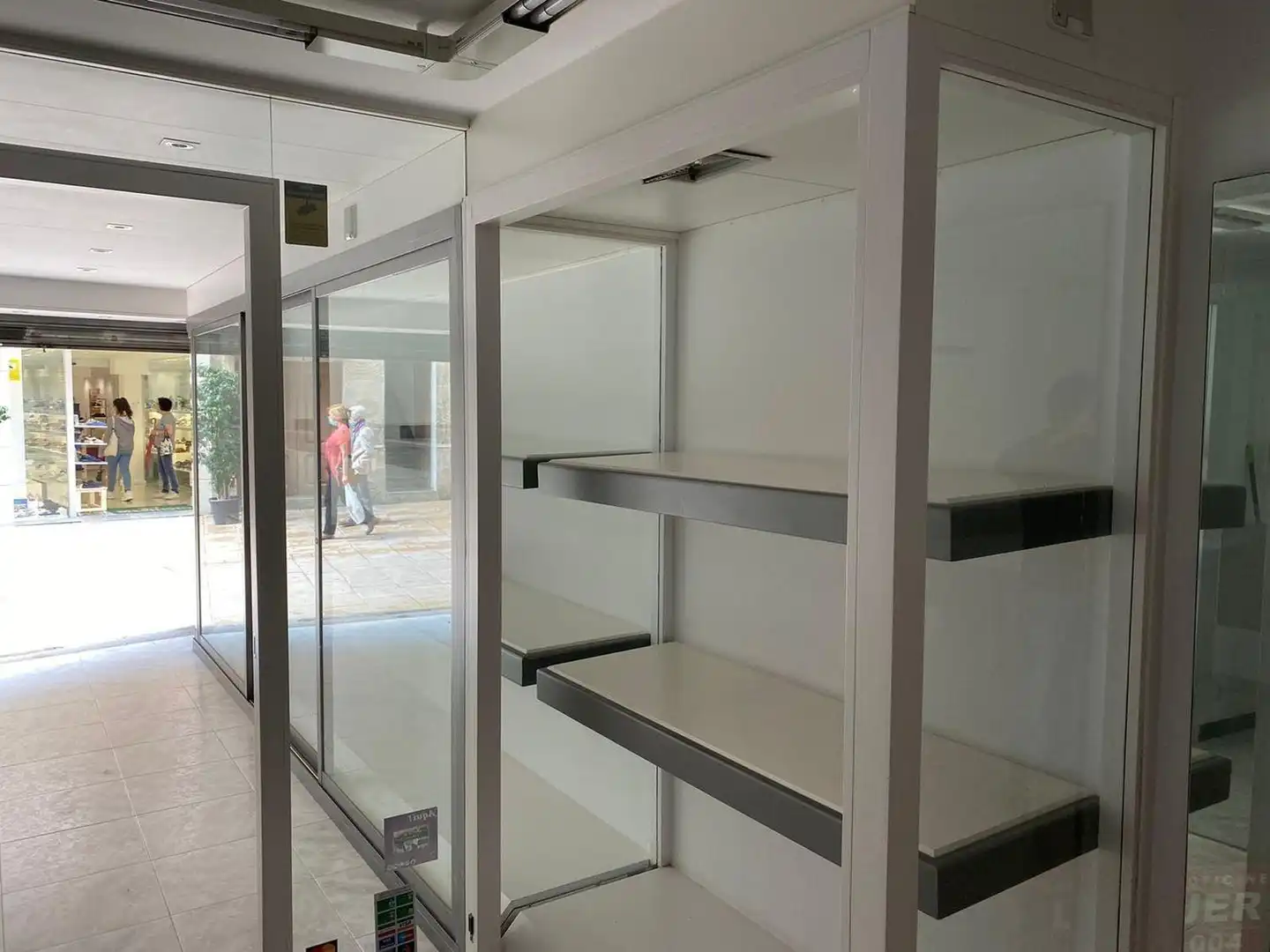 Business premises to rent in Centre Vila, imagen 8