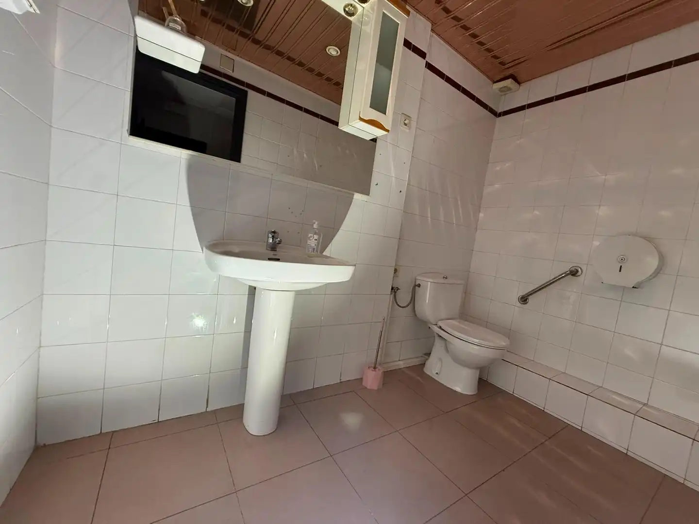 Local comercial en venta en Montigalà - Sant Crist, imagen 19